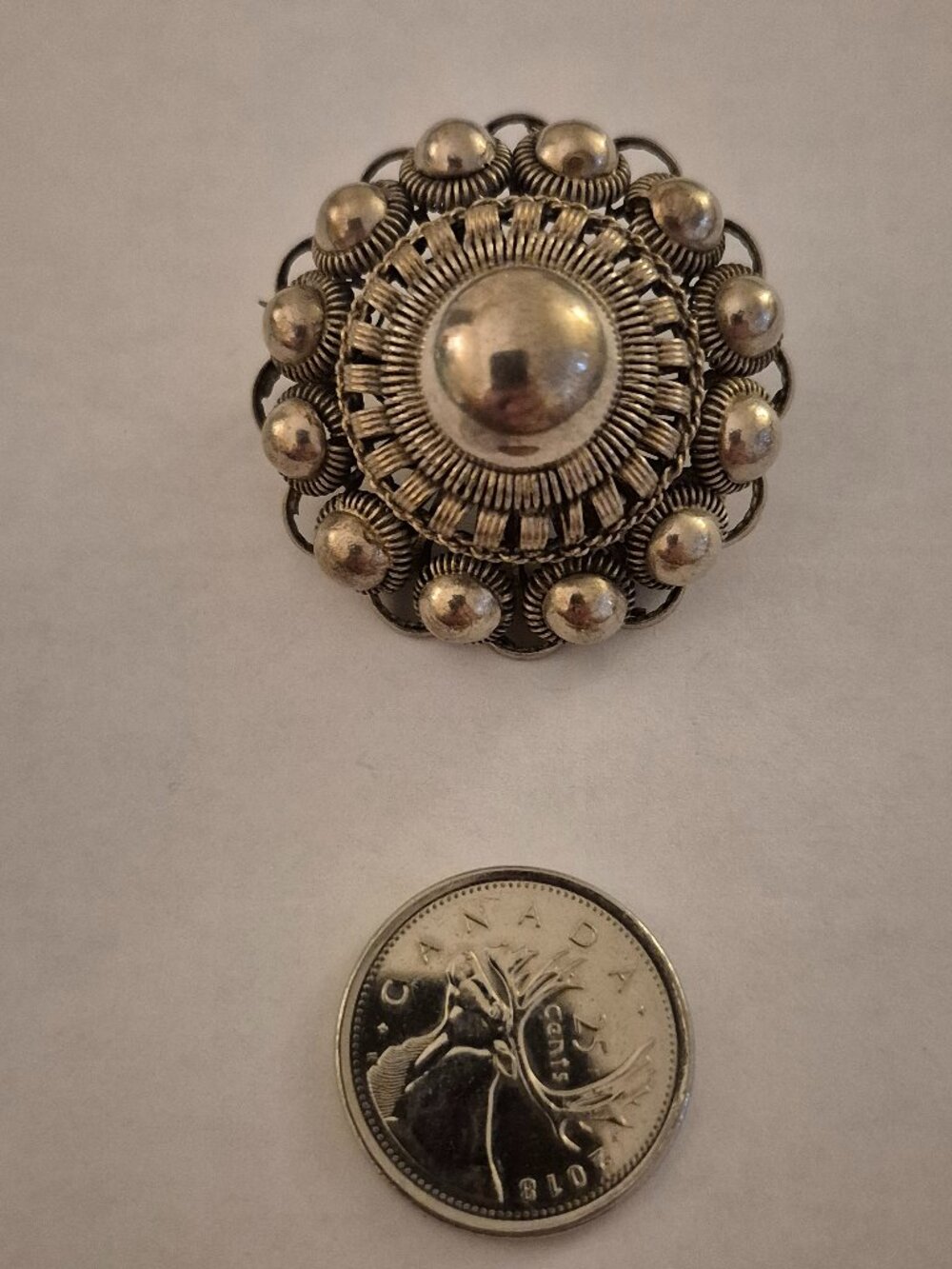 Vintage Sterling Silver Dutch Button Filigree Brooch Pin 16.5g